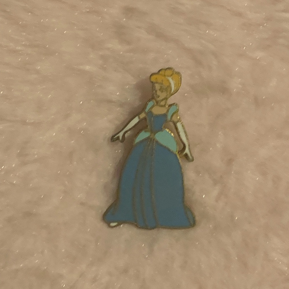 Cinderella pin